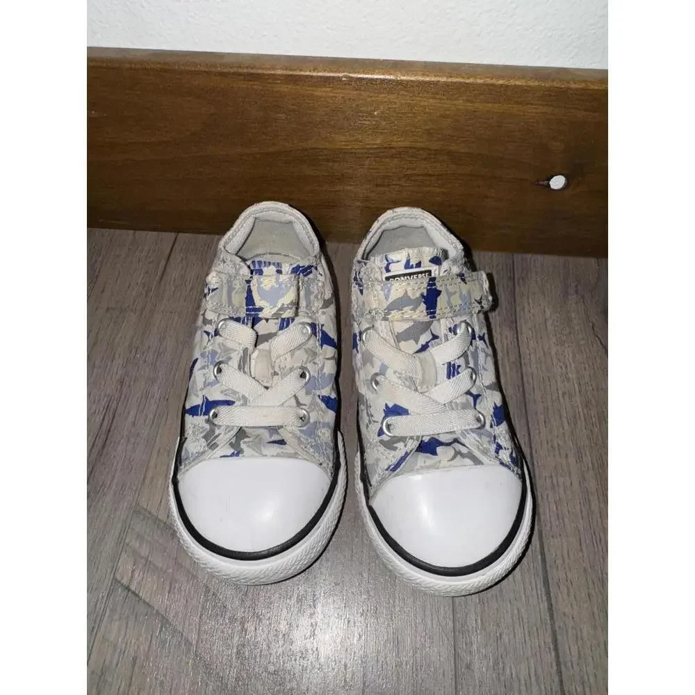 Converse lots other